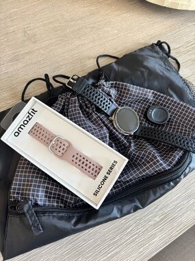 Amazfit Active 3 Premium + Extra Blush Strap & Draw String Bag